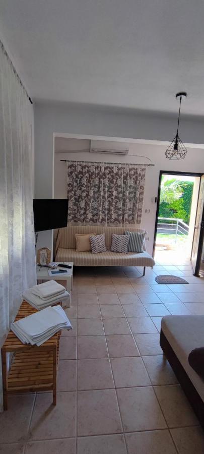 Maria'S Luxury Apartment Dimos Kassandra Exteriör bild